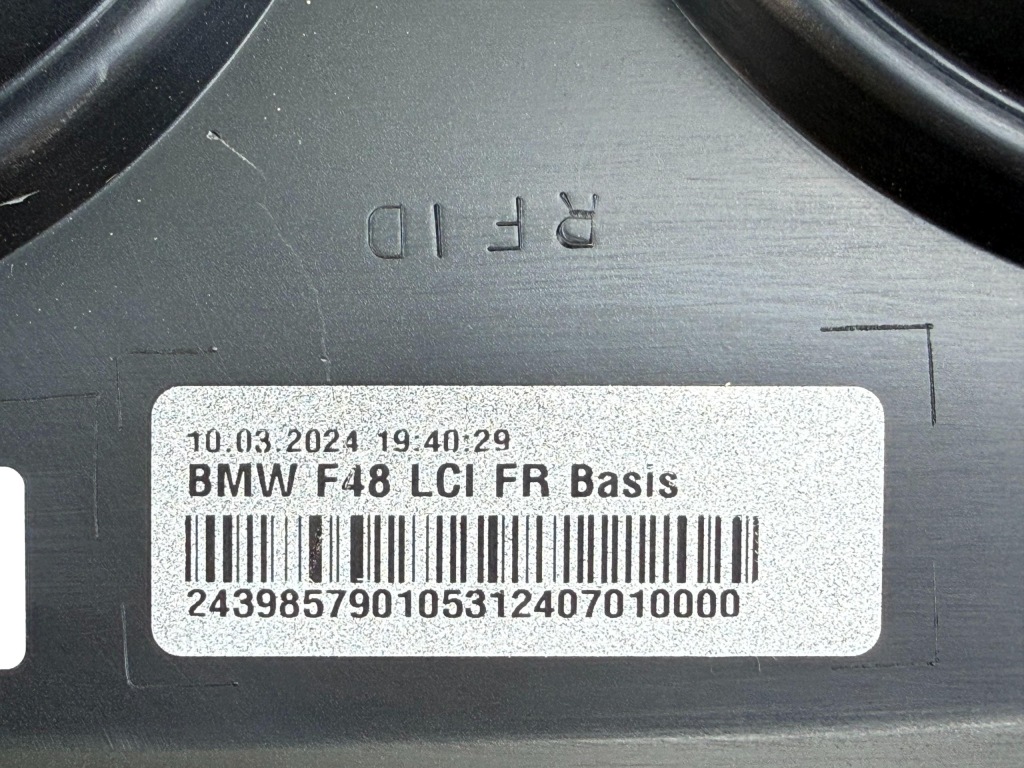 BMW X1 F48 Lci Zderzak Przedni Przód PDC Nowy OE 7954205 — zdjęcie 7