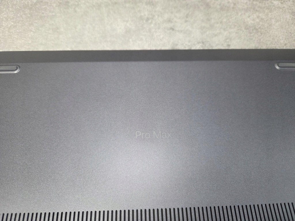 Dell Pro Max 16 Premium MA16250 Ultra 7 64GB 1,5TB OLED PRO 2000 Blackwell