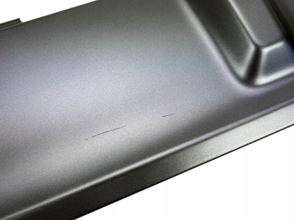 LYNK & CO 01 Dolna Listwa Zderzaka Tylnego Tył OE 8889641486 — zdjęcie 5