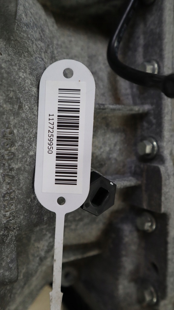 Order an Volvo v70 2.0 16v gearbox automatic 31271609, 8g9r Order an Volvo v70 2.0 16v gearbox automatic 31271609, 8g9r