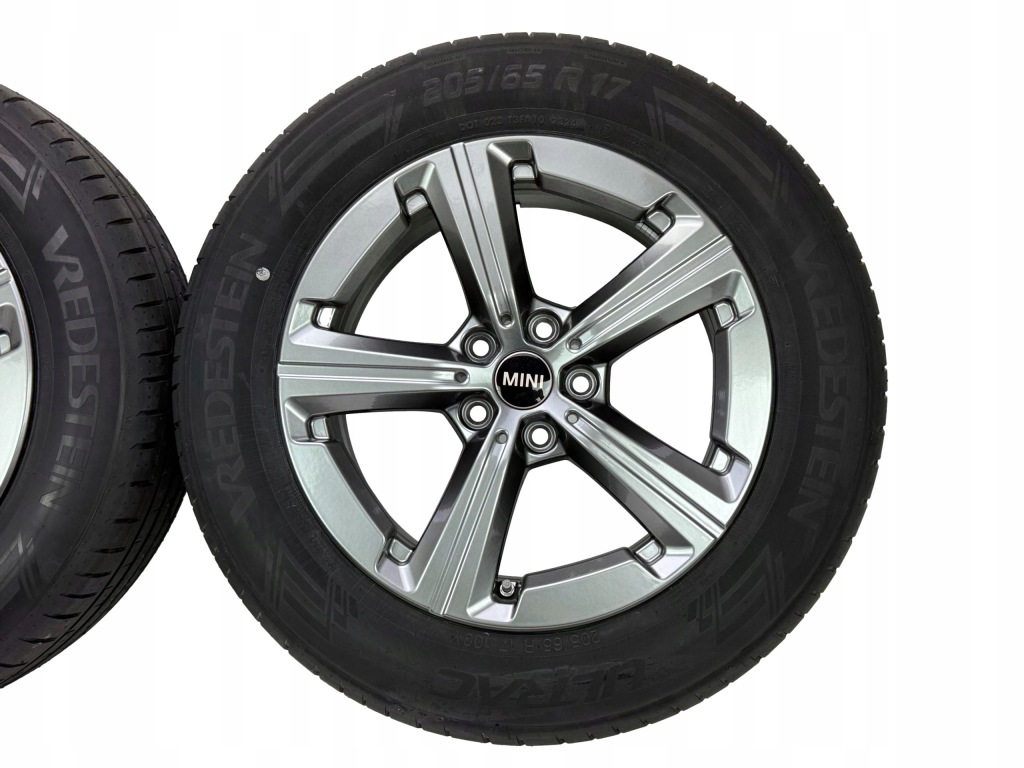 Mini Countryman U25 6898044 Koła Letnie 205/65R17 100Y Vredestein Ultrac — zdjęcie 5