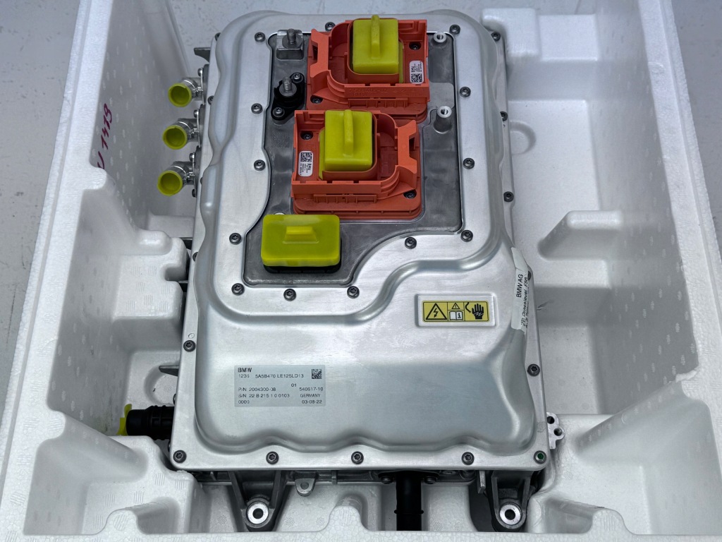 MIni F56 Lci Falownik Przetwornica Wysokiego Napięcia 11KW 12365ACC89 — zdjęcie 2