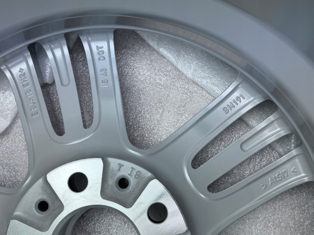Bmw X3 F25 X4 F26 M-pakiet Felga 8Jx18 Et43 7844249 Nowa Oryginał — zdjęcie 3