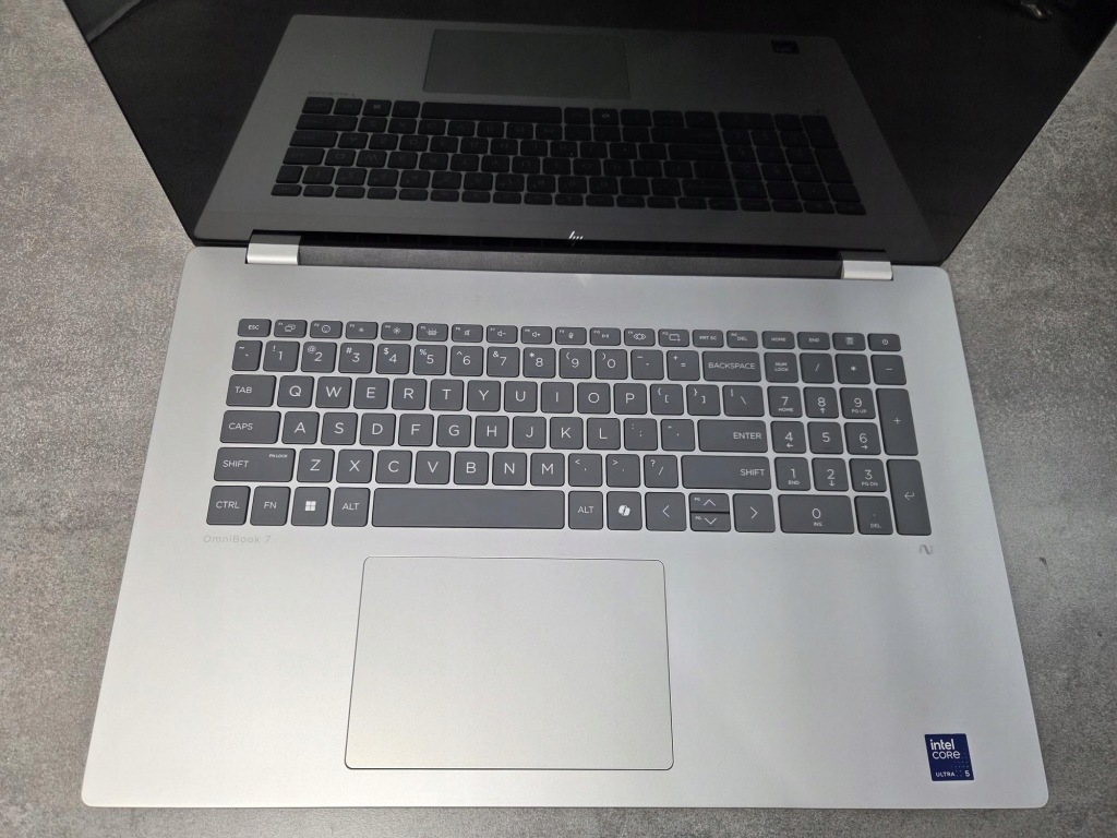 Laptop HP OmniBook 7 AI NG Ultra 5 226V 16GB 512 SSD FHD DOTYK 11Pro 17,3''
