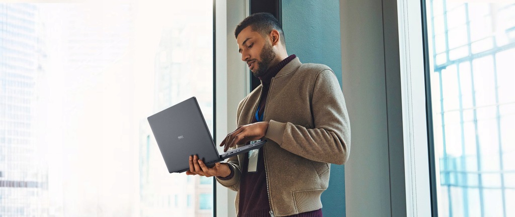 Dell Pro Max 16 Plus MB16250 Ultra 7 32GB 1TB PRO 2000 WQUXGA OLED 3YR
