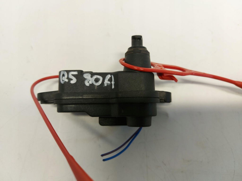 Order an Audi q5 80a 45 tfs lock actuator filler fuel 2.0