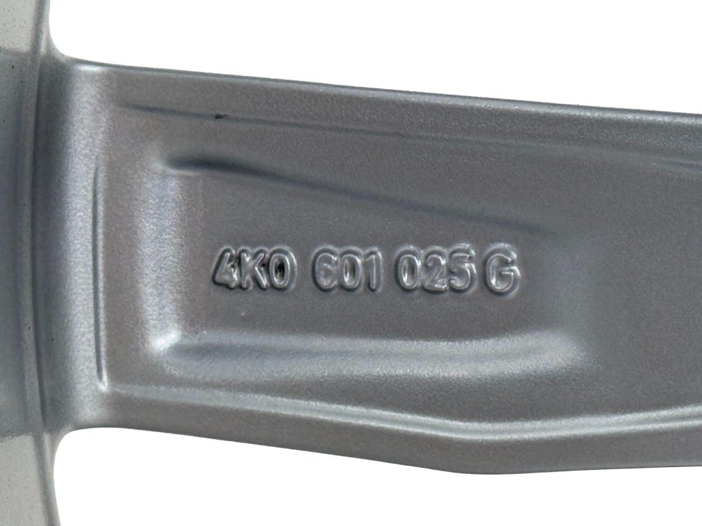 Audi A6 S6 C7 Felga 8,5Jx19 ET40 OE 4KO601025G — zdjęcie 6
