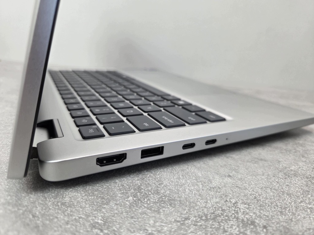 Aluminiowy Dell Pro 13 Plus PB13250 2w1 Ultra 7-265U 16GB 512SSD FHD+ X360