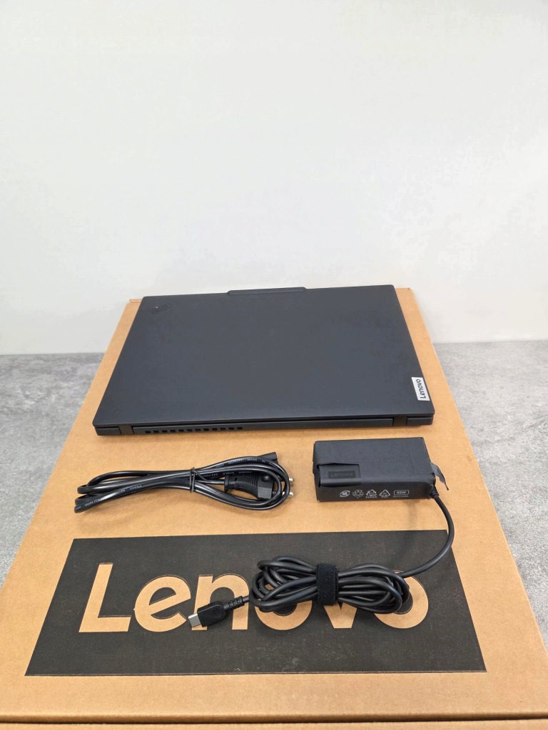 Lenovo ThinkPad T14 Gen 6 Ultra 7 258V 32GB 1TB 14'' Dotyk 400 nitów 11Prof