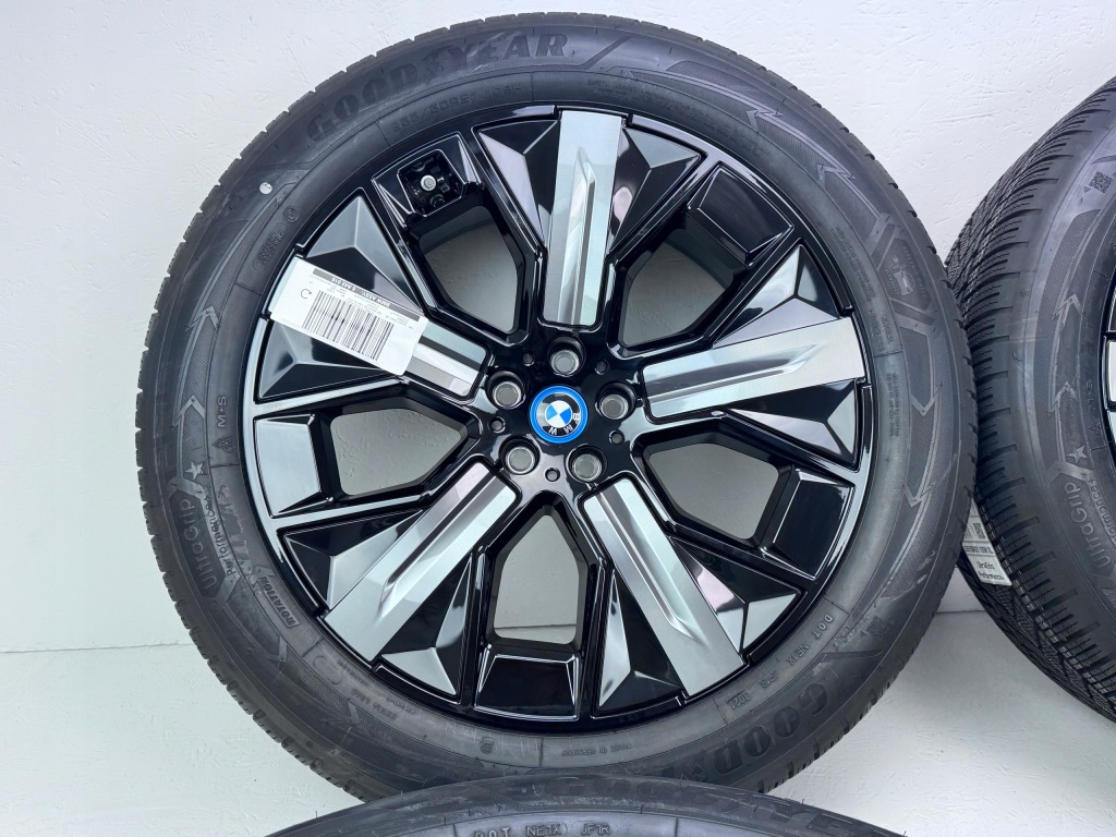 Bmw IX i20 Felgi Koła Zimowe 1011 Goodyear Ultra Grip Performance 255/50R21 — zdjęcie 5