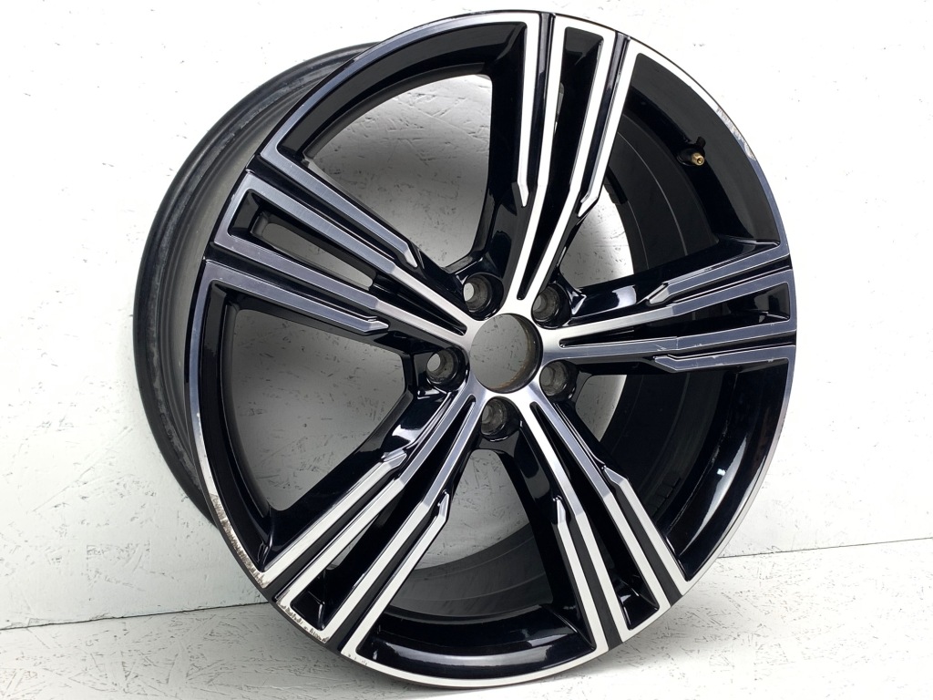 Volvo V60 II Felga Koło 8Jx19 ET42 31471314 — zdjęcie 2
