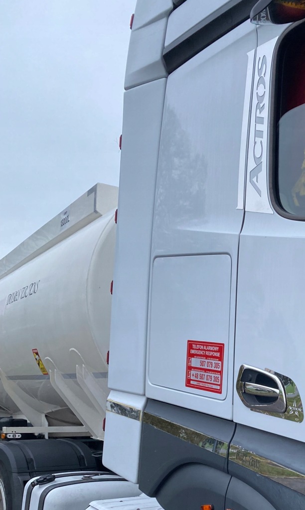 Mercedes Actros Mp4 krytky sloupků Inox