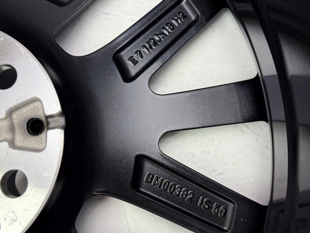 Bmw X1 U11 X2 U10 4x Felgi M-pakiet 7.5x18 ET50 Nowe OE 6891179 — zdjęcie 8