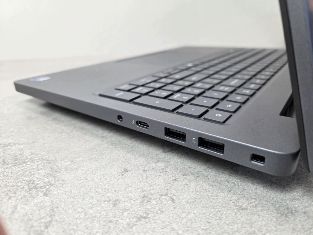 Dell Pro Max 16 Plus MB16250 16.3 Ultra 5 245HX 32GB 512SSD FHD+ 120Hz
