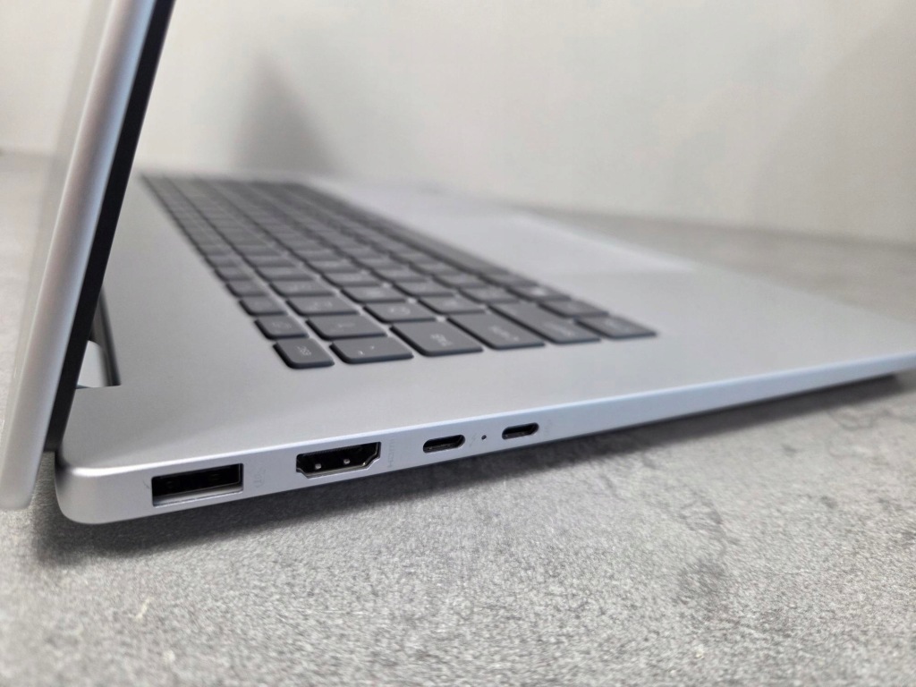 Laptop HP OmniBook 7 AI NG Ultra 5 226V 16GB 512 SSD FHD DOTYK 11Pro 17,3''