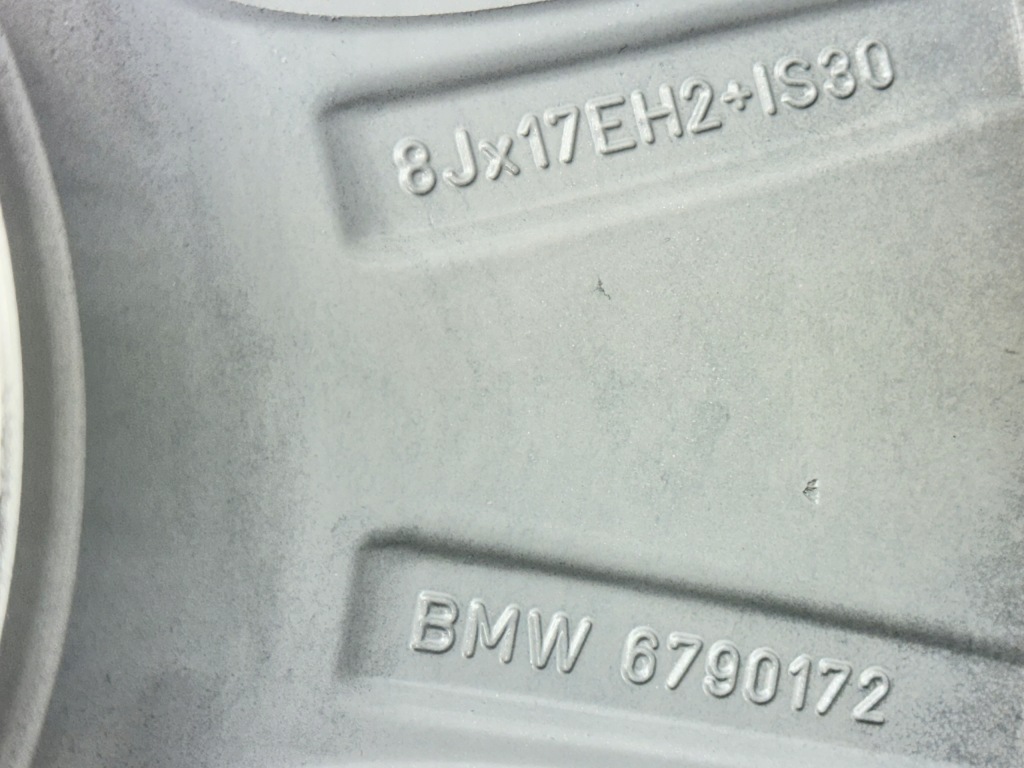 4x Felgi Aluminiowe Bmw F10 F06 F12 F13 8Jx17 ET30 6790172 Nowa Styl 327 — zdjęcie 4