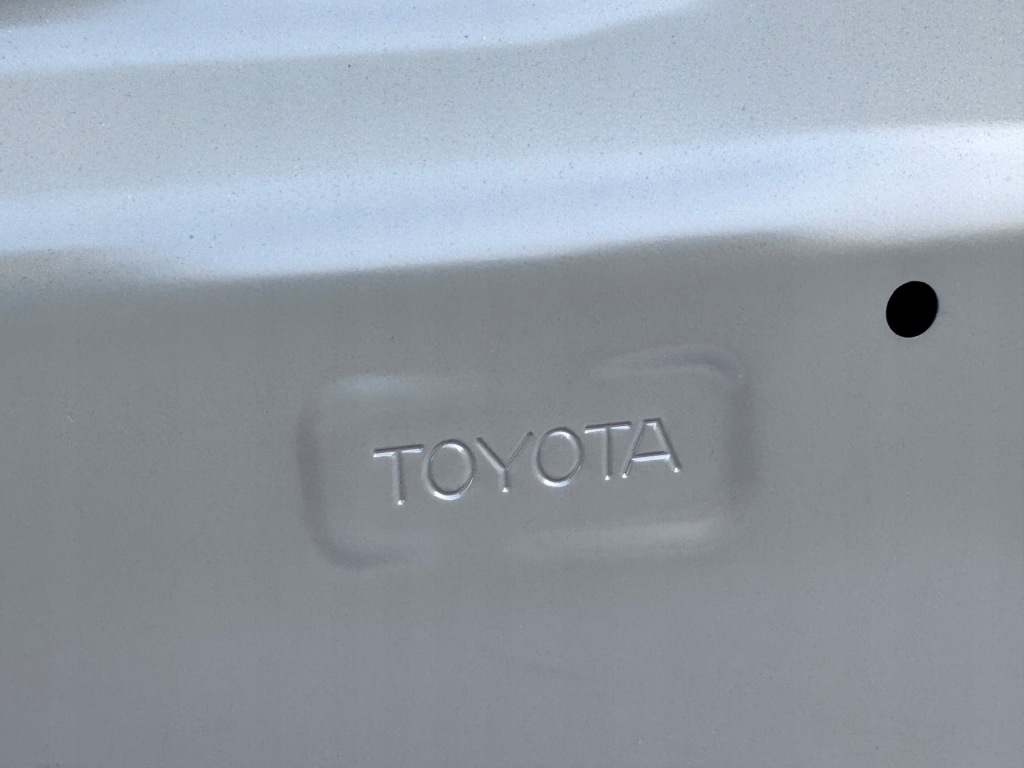 Toyota Yaris Cross 20- Maska Pokrywa Silnika Nowa Oryginał — zdjęcie 7