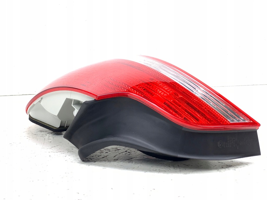 BMW 1 E82 E88 Lampa Prawa Tył 7285642 — zdjęcie 5