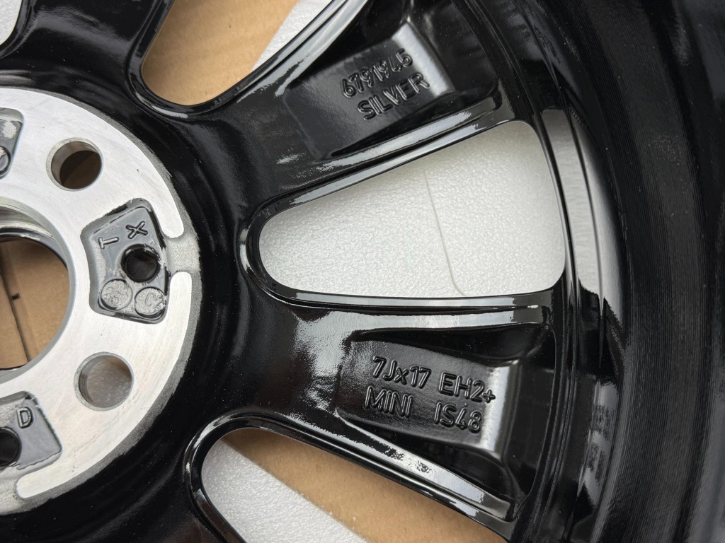 MINI R55 R56 R57 R58 R59 Felga 7Jx17 ET48 Conical Spoke 121 Nowa OE 6791931 — zdjęcie 3