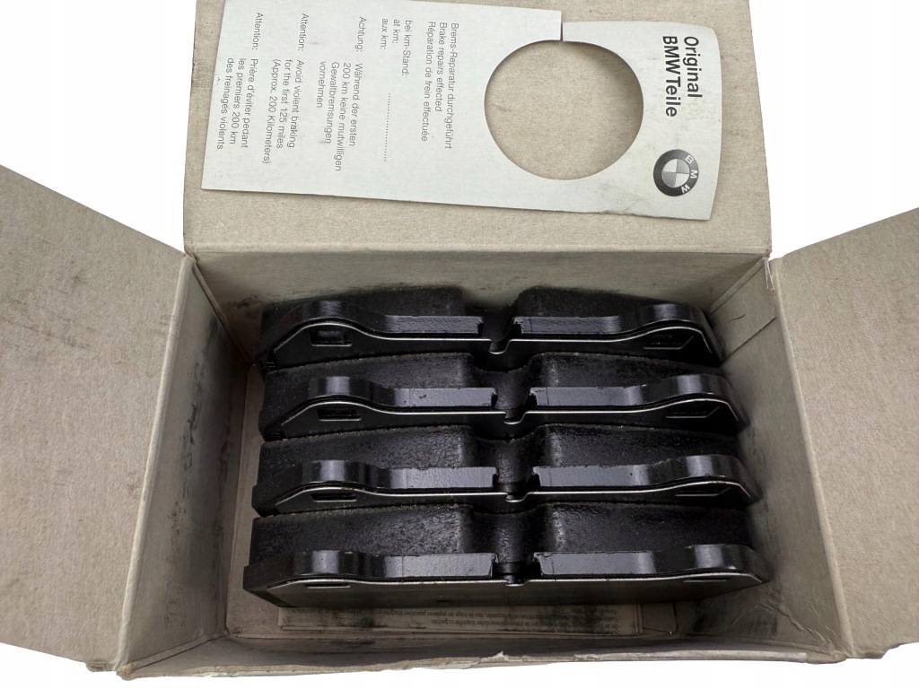 Bmw 7 E38 Klocki Hamulcowe Bezazbestowe Przód OE 34116761249 6761249 — zdjęcie 3