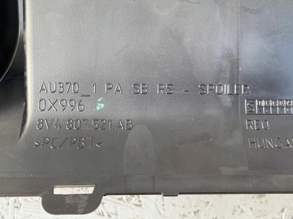 Audi RS3 Spoiler Dyfuzor Zderzaka Tył 8V4807521AB — zdjęcie 7