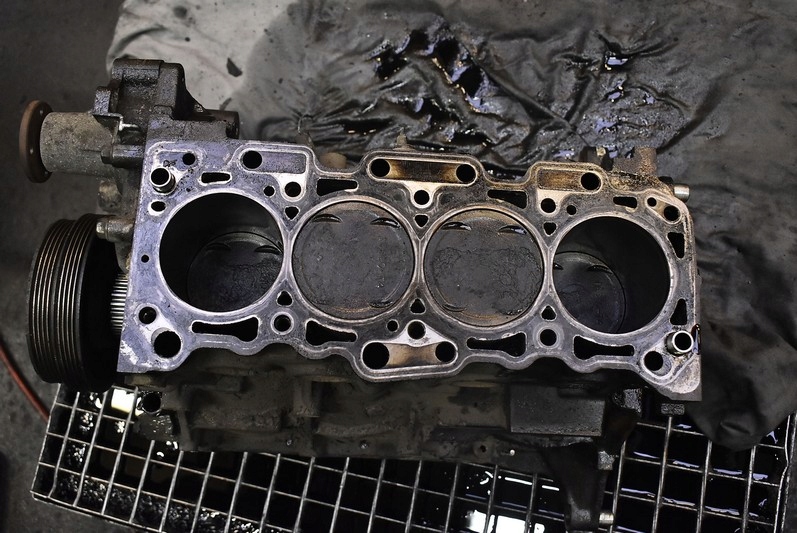 Order an Block bottom engine shaft 4g18 mitsubishi lancer 7 Order an Block bottom engine shaft 4g18 mitsubishi lancer 7
