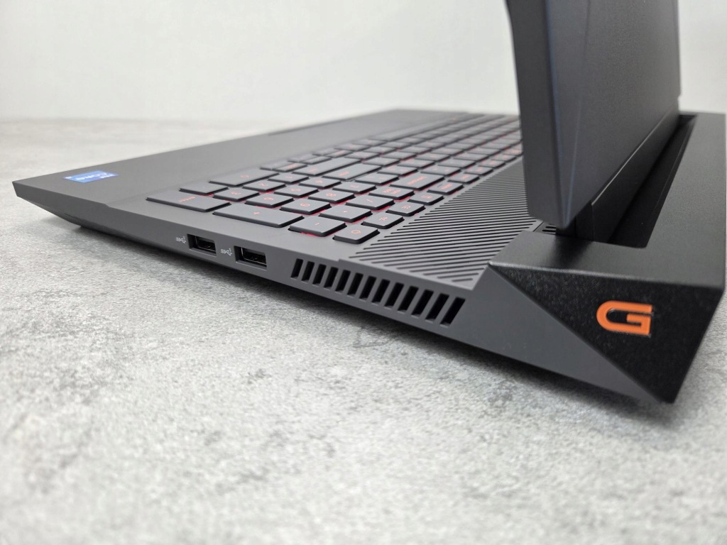 Laptop Dell G15 5530 15,6" Core i5-13450HX 16GB 512SSD RTX 4050 165Hz