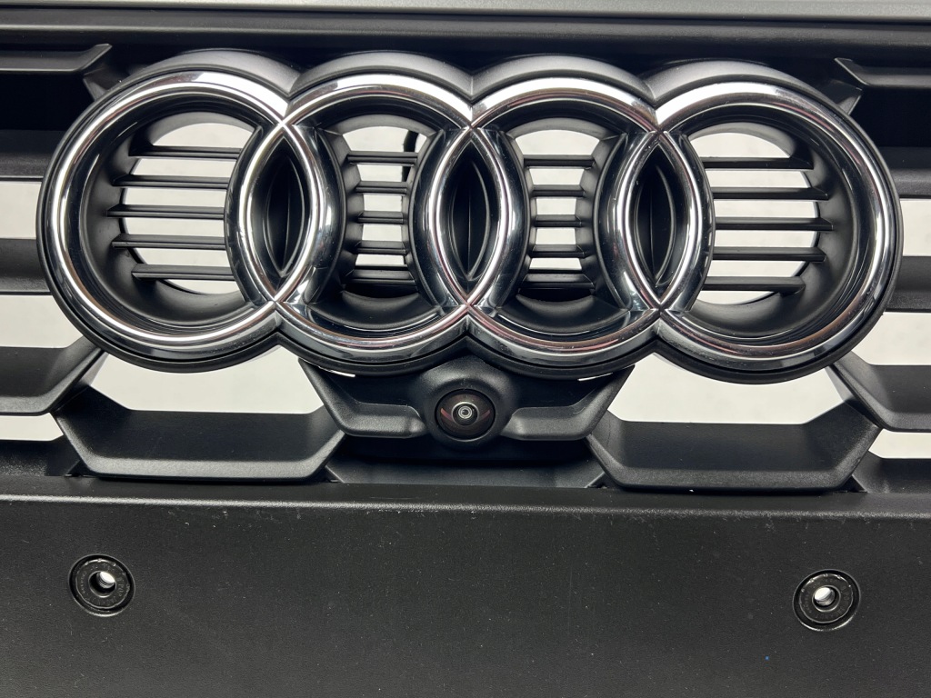 Audi A3 20- zderzak przedni 6pdc kamera 8Y0807437 — zdjęcie 3
