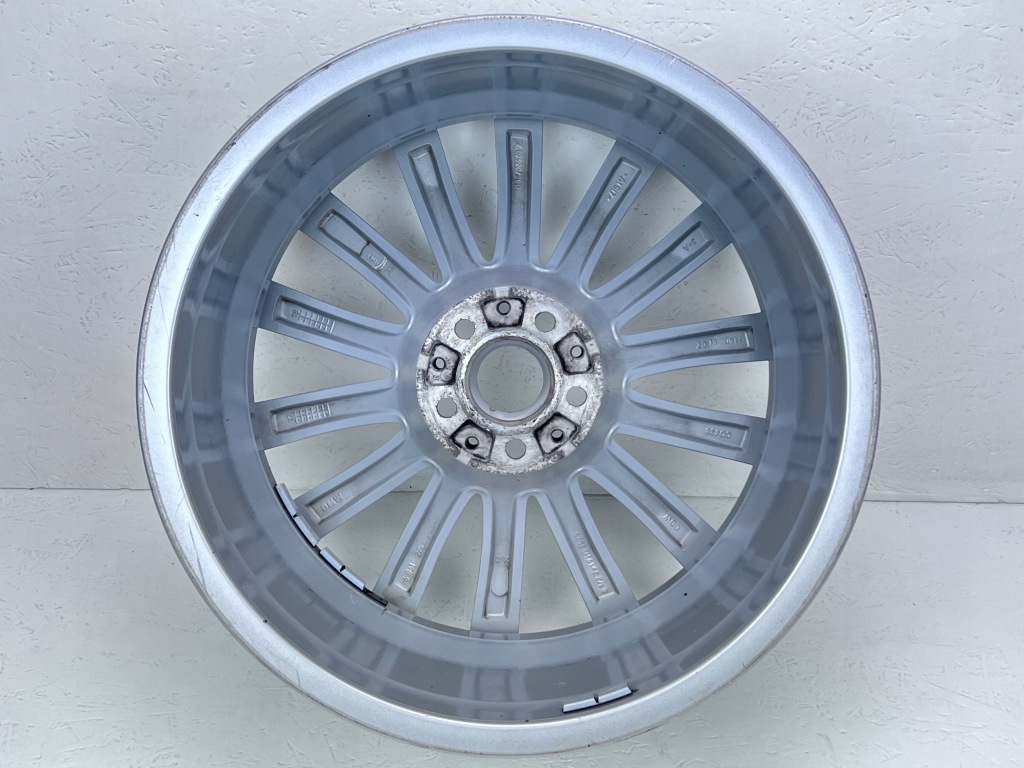 BMW 7 G11 G12 FELGA 8,5x19 6861225 — zdjęcie 5