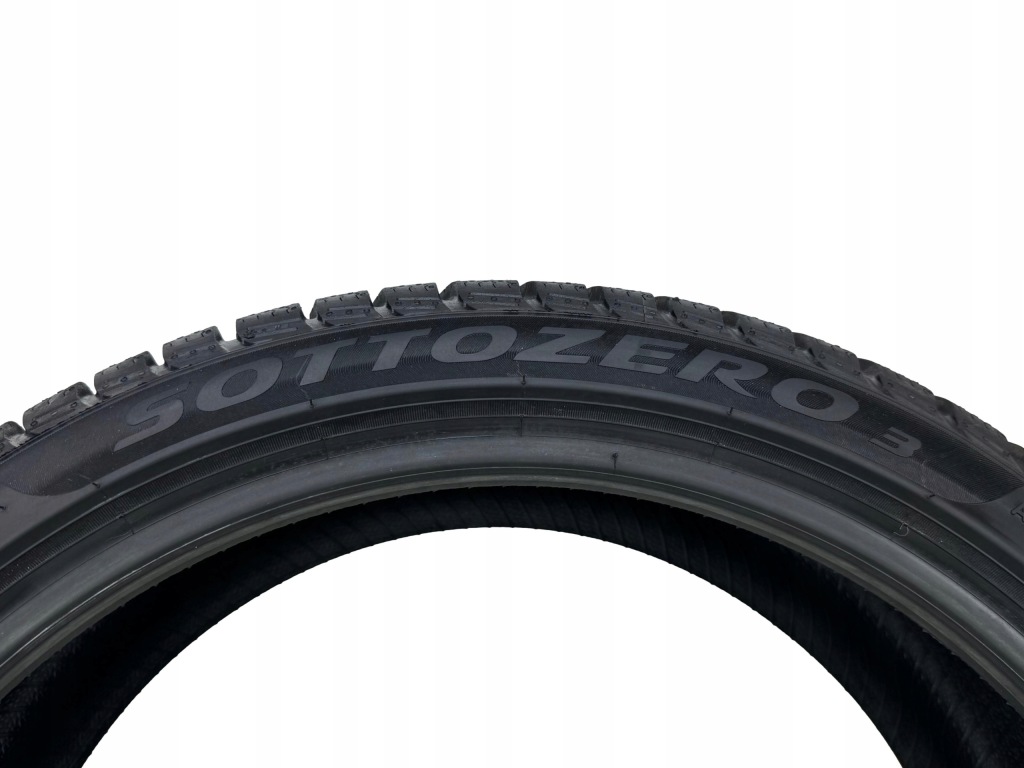 1x Pirelli Winter Sottozero 3 225/40R19 93V Nowa — zdjęcie 4