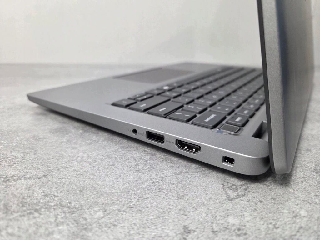 Laptop Dell Latitude 14 5450 Ultra 5 135U 32GB 1TB SSD FHD 11Prof
