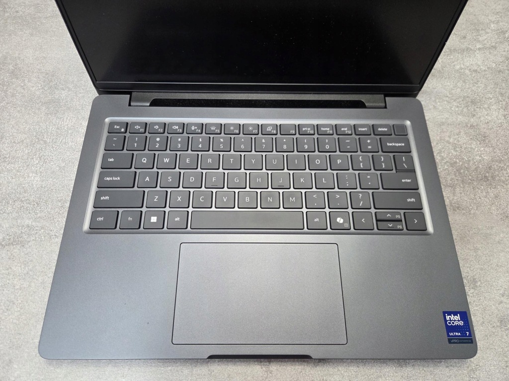 Dell Pro Max 14 MC14250 14 FHD+ Ultra 7-265H 32GB 1TB RTX500 Blackwell