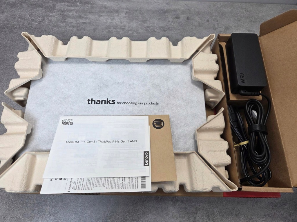 Lenovo ThinkPad T14 Gen 5 Ryzen 5 PRO 8540U 16GB 512SSD FHD 400 nitów 11Pro