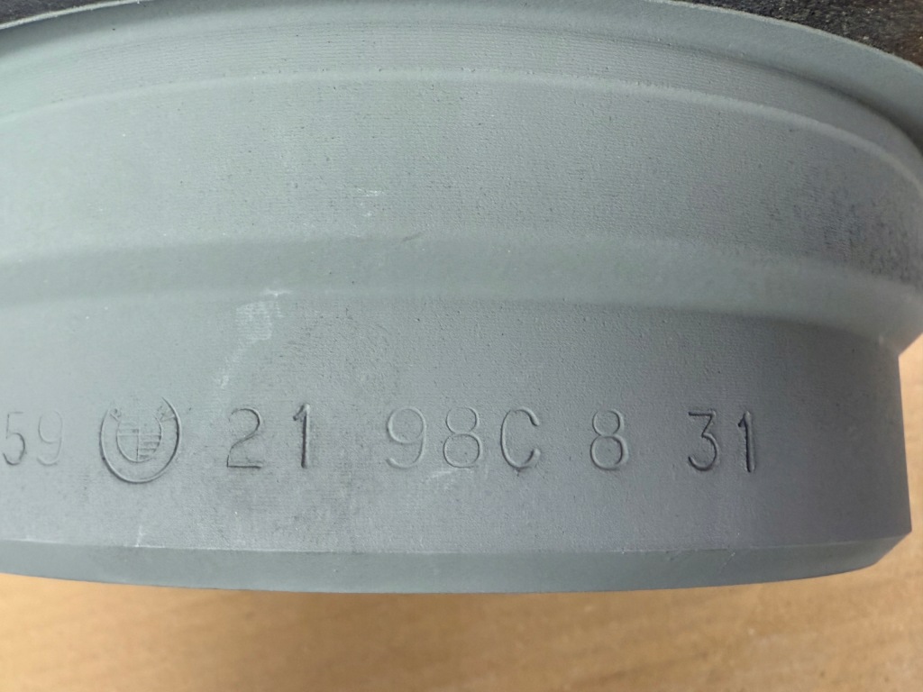 BMW E32 Tarcze Hamulcowe Tył 300x10 Tylne Nowe Oryginał 34211165259 — zdjęcie 6