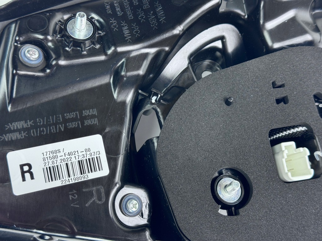 Toyota C-HR Lampa Prawa Tył w Klapę Led 16-19 Nowa Oryginał 81580-F4021 — zdjęcie 7