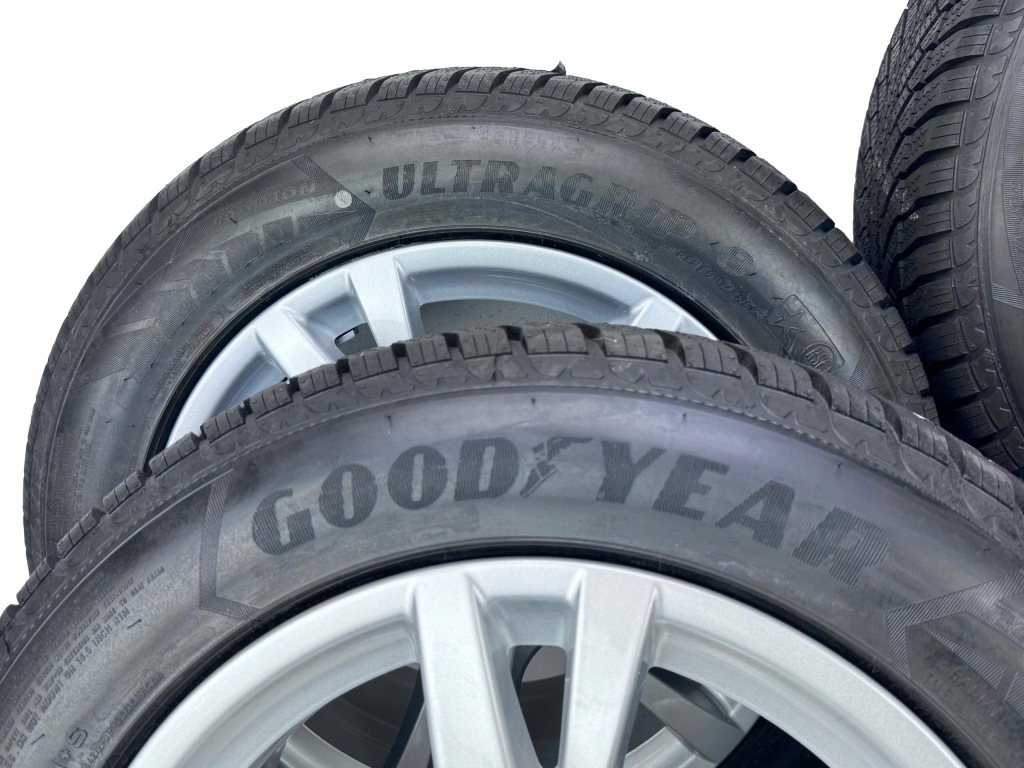 Bmw F45 F46 Koła Felgi 7x16 6855082 GoodYear Ultragrip 205/60 R16 Zima Nowe — zdjęcie 9