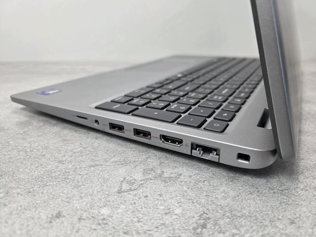 Dell Latitude 15 5550 Ultra 5-125U 16GB 512SSD FHD IPS 15,6'' Win11Pro
