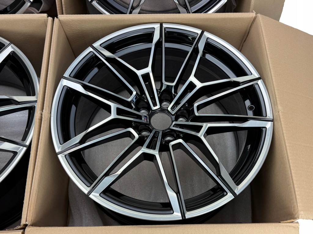 BMW M2 M3 M4 4x Felgi 9,5Jx19 10Jx20 ET20 Nowe OE 8093832 8093833 — zdjęcie 5