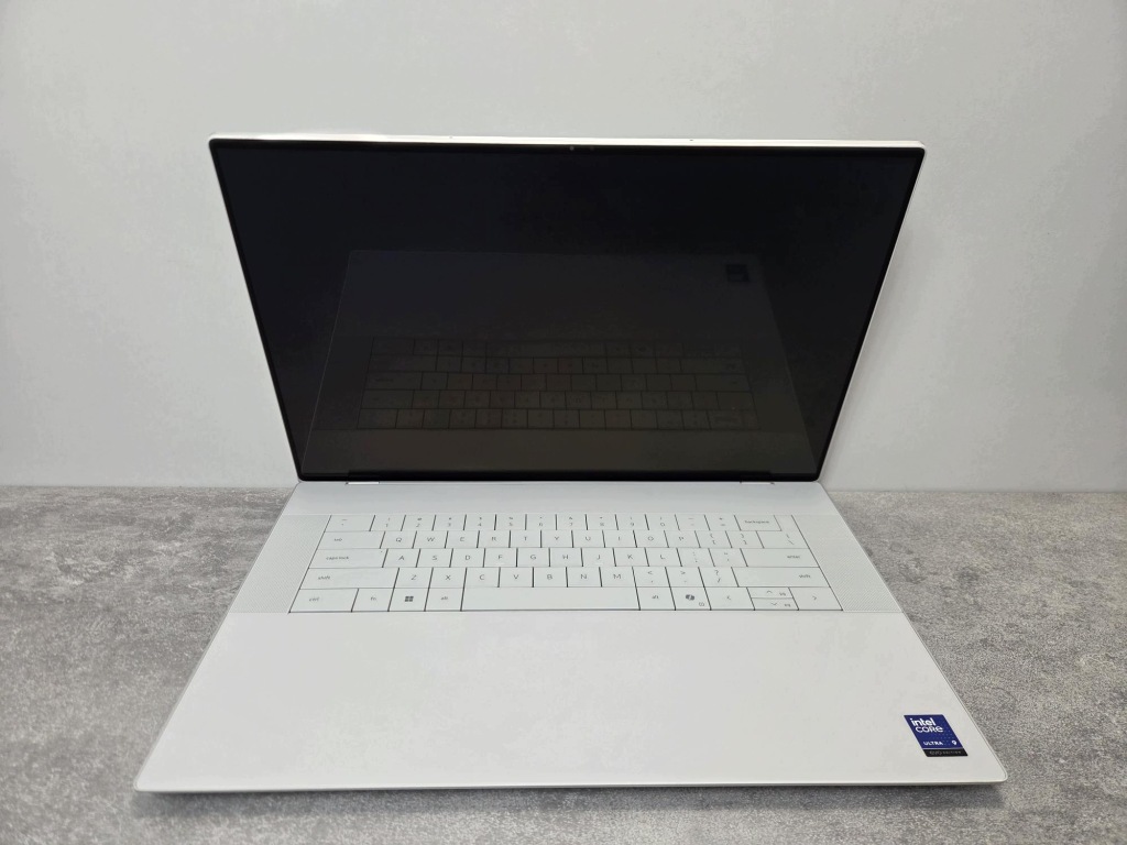 DELL XPS 16 Premium DA16250 Ultra 9-285H 64GB 2TB RTX 5070 OLED Touch Win11
