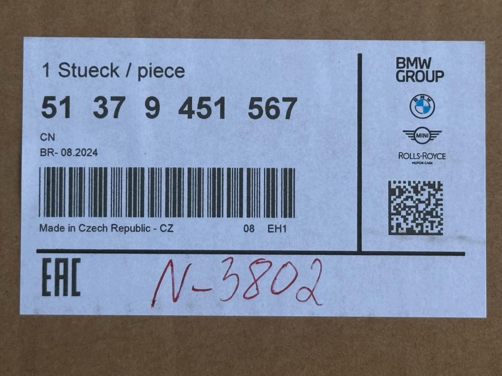 BMW X1 U11 Szyba Tylna Lewa Trójkąt DAB AGC AUTOMOTIVE Nowa OE 9451567 — zdjęcie 5