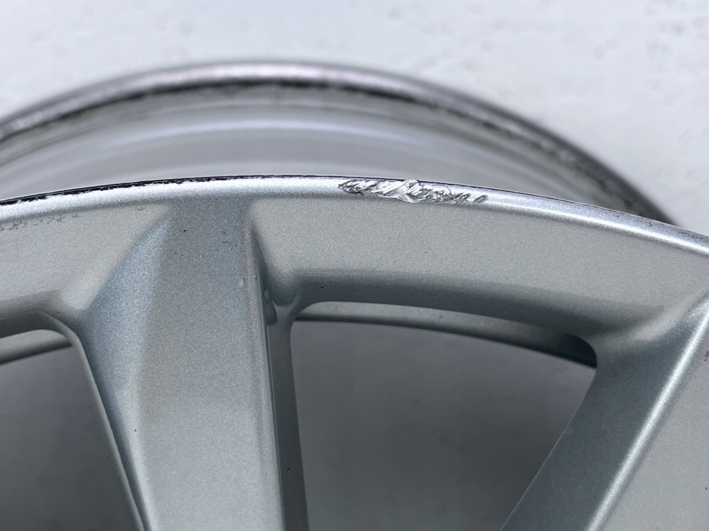 BMW 7 G11 G12 FELGA 8,5x19 6861225 — zdjęcie 3
