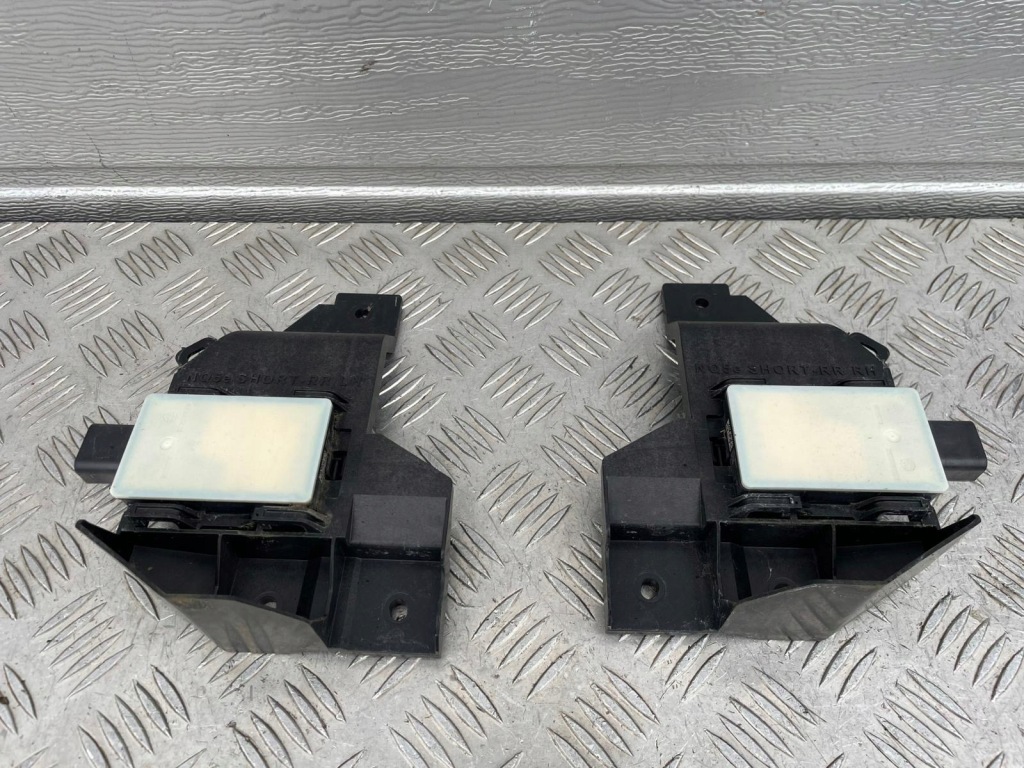 KIA SPORTAGE V RADAR spate drept 99150-R2000 99140-R2000