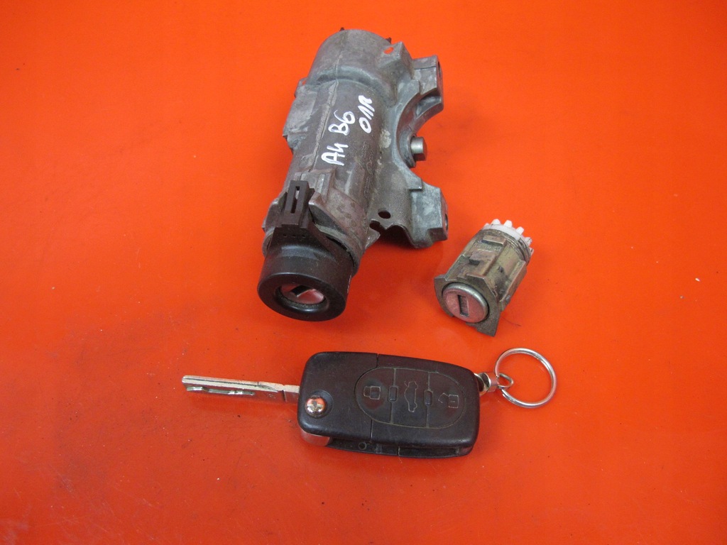 Audi A4 B6 00 – Linker Schlüssel auslaugen – Autoparts METO