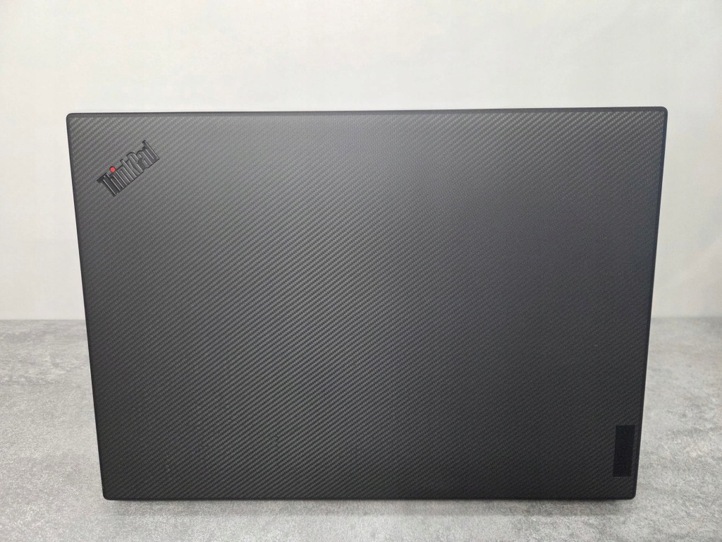 Lenovo ThinkPad P1 Gen 6 i7-13700H 64GB 1TB OLED 3840x2400 RTX 4080 11Prof