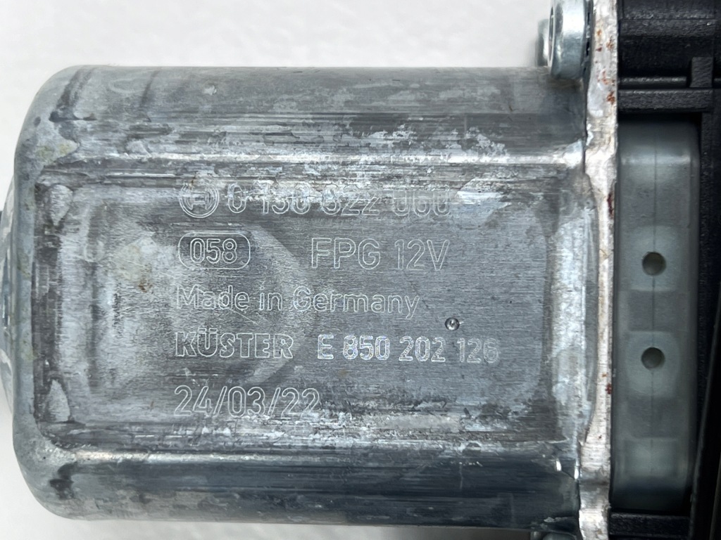 Bentley GT III podnośnik szyby lewy tył 3SD839398D — zdjęcie 5