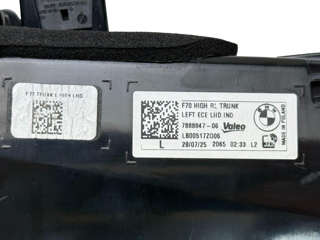 BMW 1 F70 Lampa Lewa Tylna Tył w Klapę LED OE 63217888847 7888847 — zdjęcie 5
