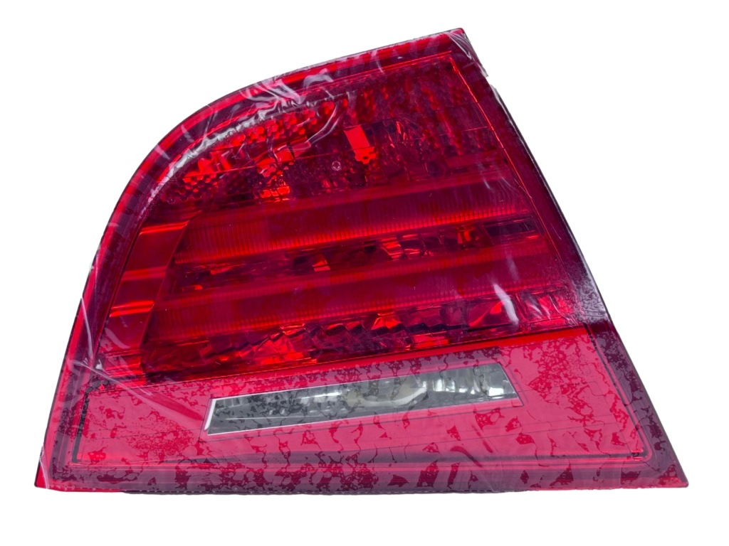 Bmw 3 E90 Lci Lift Lampa Lewa Tył Tylna w Klapę Nowa Oryginał 4871733 — zdjęcie 2