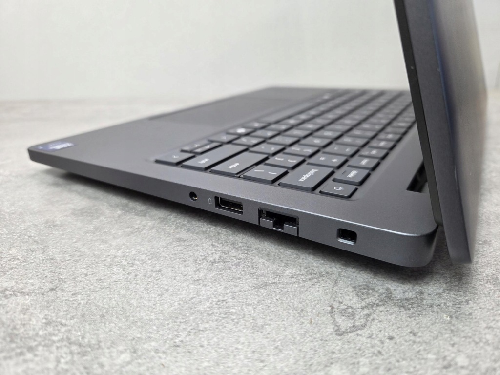 Dell Pro Max 14 MC14250 FHD+ Ultra 7-255H 64GB 1TB FHD+ 300nit Win11Pro