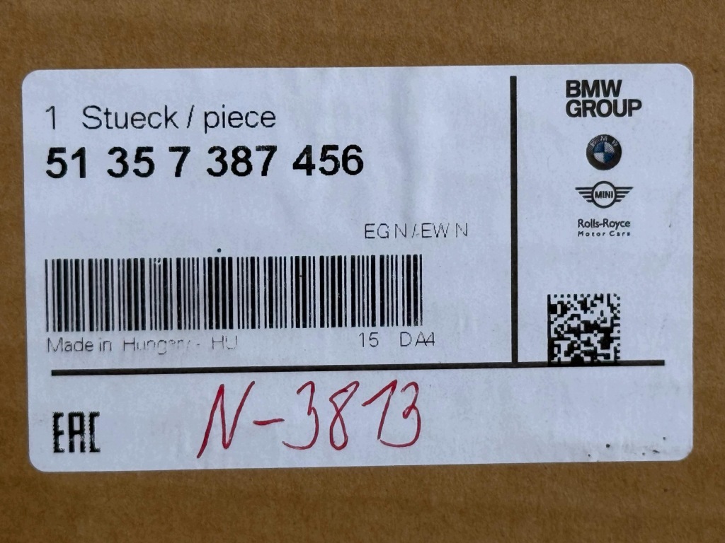 BMW F90 G30 Szyba Tylna Prawa Trójkąt SSG AGC AUTOMOTIVE Nowa OE 7387456 — zdjęcie 6