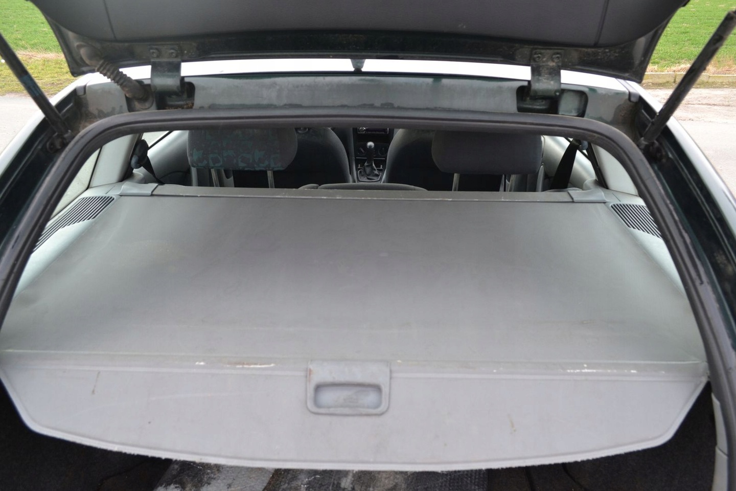 Акустическая полка на шкоду октавия тур - 84 фото